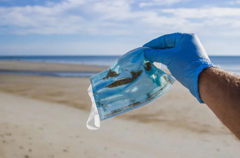 How are face masks affecting the environment?